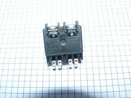 Выключатель SF125 7(7)A 5E4 V000-003-302 купить в Нягани