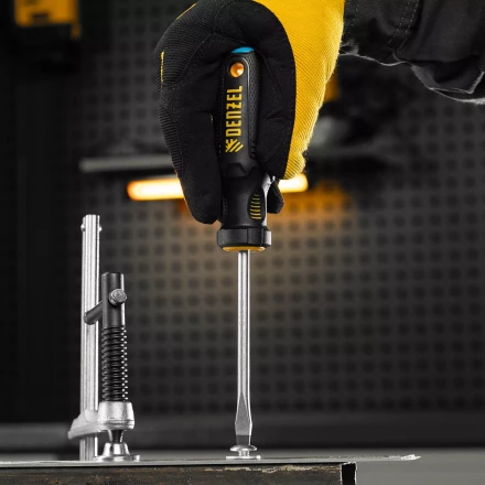 Отвертка, SL6x100 мм, S2, 3к рукоятка Denzel 121987 купить в Нягани