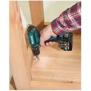 Дрель-шуруповерт аккумуляторная Makita DF331DWME купить в Нягани