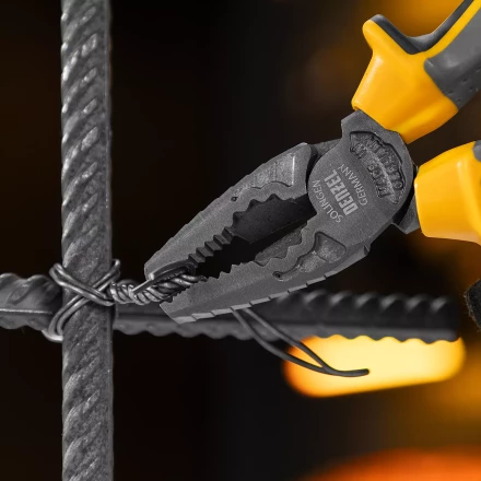 Плоскогубцы комбинированные 180 мм Denzel 17081, трехкомпонентные рукоятки купить в Нягани