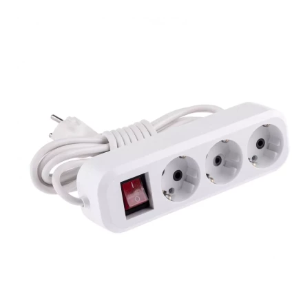 Удлинитель бытовой с заземлением и выключателем 4 м 3 розетки 10 A серия УХз10 Denzel 95972 купить в Нягани