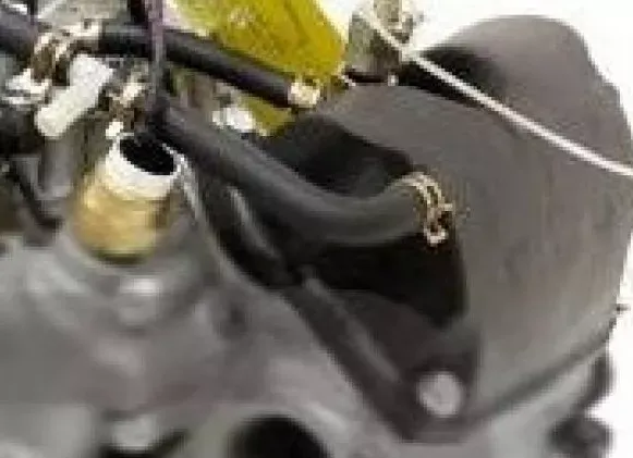 Дизельный двигатель KM2V80G (без глушителя и радиатора) купить в Нягани