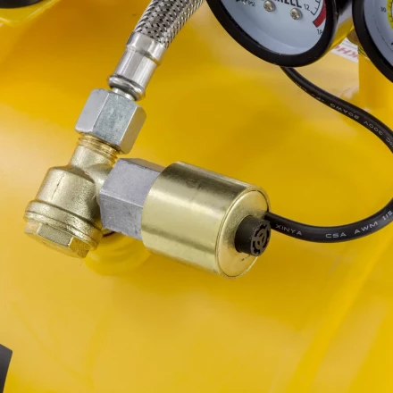 Компрессор безмаслянный Denzel DLS950/24 малошумный 58026 купить в Нягани