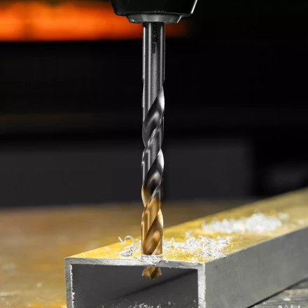 Сверло спиральное по металлу Denzel, 9 x 125 мм, Р6М5, Golden Tip, 718241 купить в Нягани