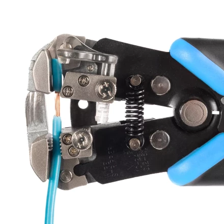 Автоматический многофункциональный стриппер КВТ WS-19 для снятия изоляции с проводов 0.05–10 мм (89424) купить в Нягани