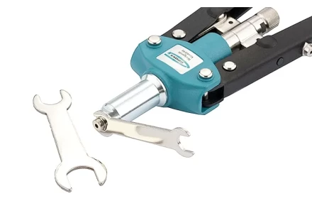 Заклепочник двуручный 420 мм, двухкомпонентные рукоятки, для заклепок 2.4-3.2-4.0-4.8 GROSS 40407 купить в Нягани