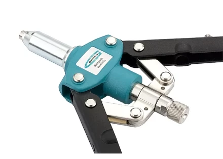 Заклепочник двуручный 420 мм, двухкомпонентные рукоятки, для заклепок 2.4-3.2-4.0-4.8 GROSS 40407 купить в Нягани