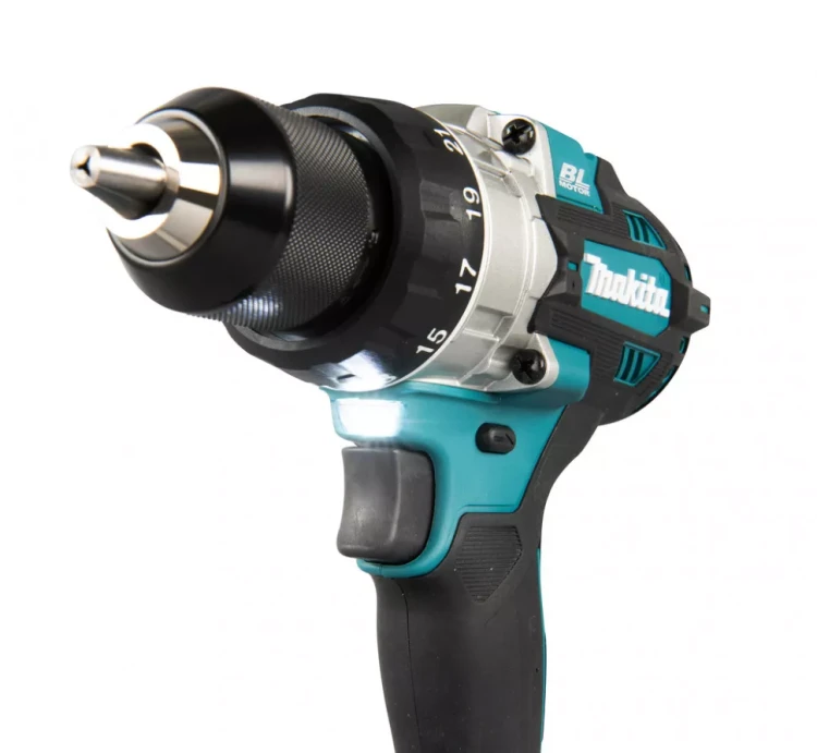 Аккумуляторная дрель-шуруповерт Makita DDF486RT купить в Нягани