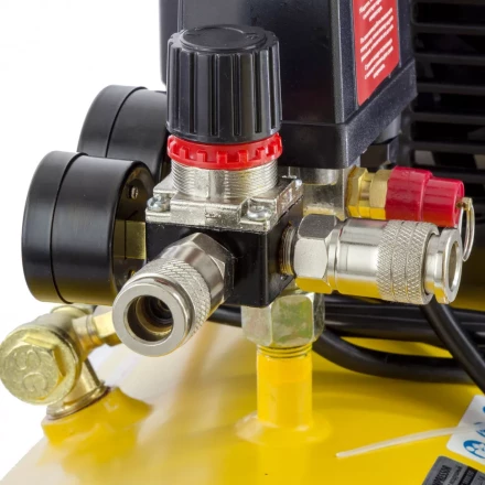 Компрессор воздушный Denzel DK1800/50 Х-PRO 58068 купить в Нягани