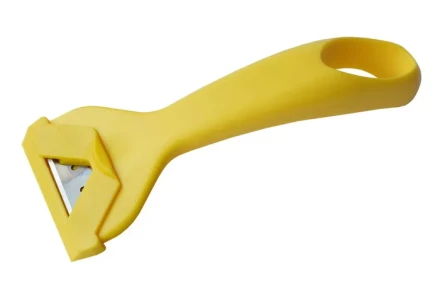 Скребок со сменным лезвием трапеция Энкор 9688 купить в Нягани