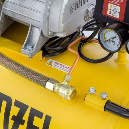 Компрессор воздушный Denzel DKV2200/50 Х-PRO 58083 купить в Нягани