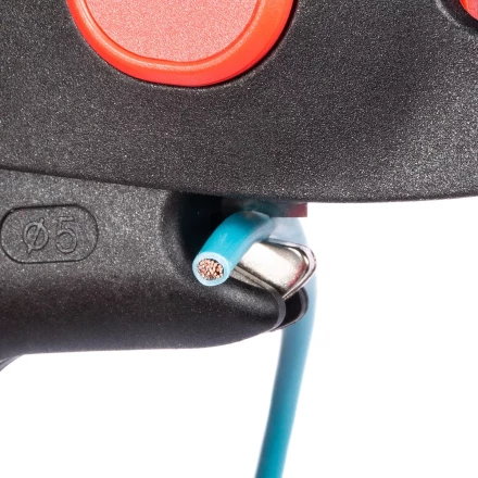 Автоматический торцевой стриппер КВТ WS-16 для снятия изоляции с проводов 0.5–6.0 мм с функцией резки (90987) купить в Нягани