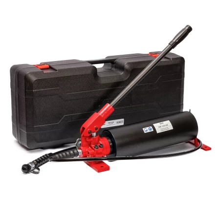 Помпа гидравлическая ручная КВТ ПМР-7035 объем маслобака 3.5 л (85140) купить в Нягани