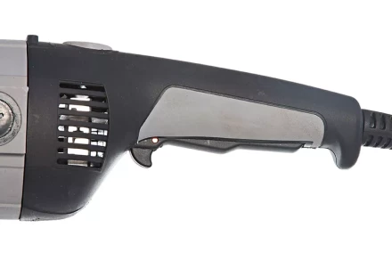 Угловая шлифмашина ИНТЕРСКОЛ УШМ 230/2100М купить в Нягани