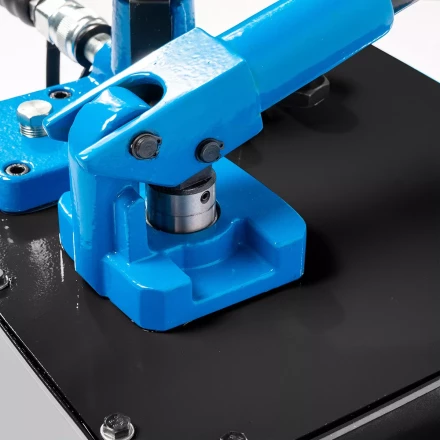 Помпа гидравлическая ручная КВТ ПМР-7080 объем маслобака 8.0 л (88147) купить в Нягани