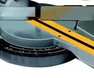 Пила торцовочная DeWALT  DWS 777-QS купить в Нягани