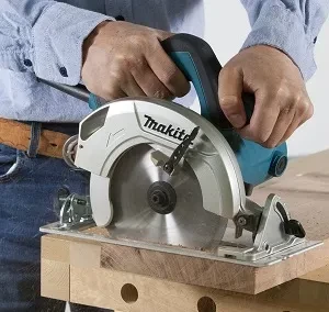 Пила дисковая Makita HS6601J купить в Нягани