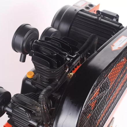 Компрессор масляный поршневой ременной PATRIOT PTR100/670 купить в Нягани