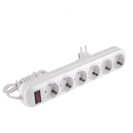 Удлинитель бытовой с заземлением и выключателем 3 м 6 розеток 10 A серия УХз10 Denzel 95981 купить в Нягани