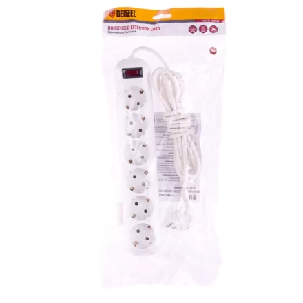 Удлинитель бытовой с заземлением и выключателем 3 м 6 розеток 10 A серия УХз10 Denzel 95981 купить в Нягани