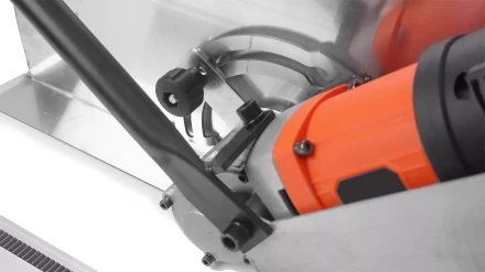 Электрический резчик MESSER BL600 с бесщеточным двигателем (с направляющей шиной) купить в Нягани