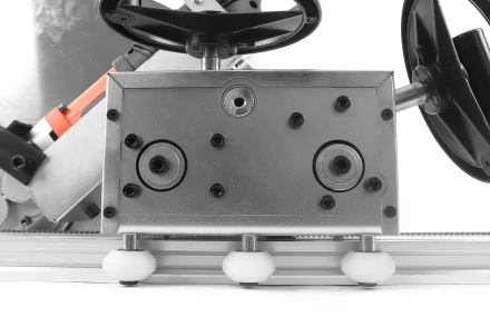 Электрический резчик MESSER BL600 с бесщеточным двигателем (с направляющей шиной) купить в Нягани