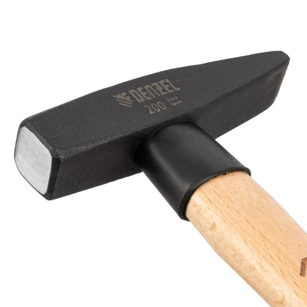 Молоток слесарный, 200 г Denzel, кованый квадратный боек, буковая рукоятка, 10426 купить в Нягани