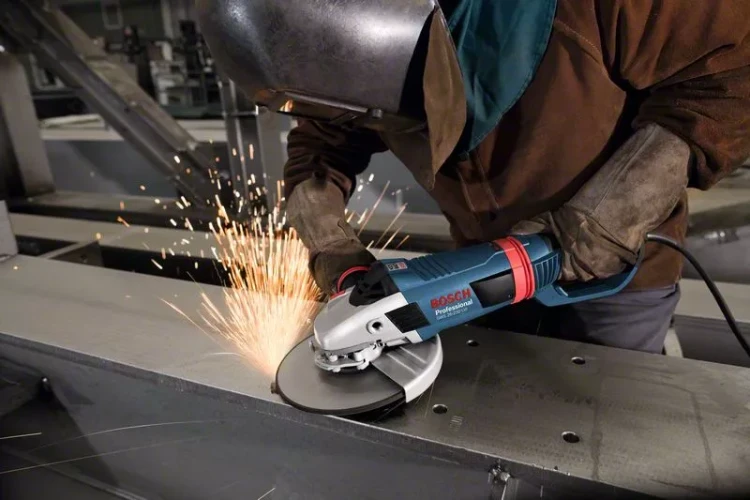 Шлифмашина BOSCH УШМ GWS 26 - 230 LVI купить в Нягани