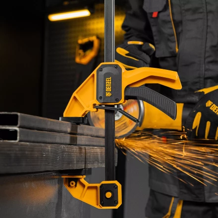 Струбцина F-образная Denzel, быстрозажимная, 600 х 80 мм, усиленный нейлоновый корпус 20508 купить в Нягани