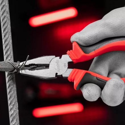 Плоскогубцы комбинированные Matrix, 180 мм, хром-ванадий, двухкомпонентные рукоятки, 17091 купить в Нягани