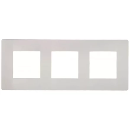 Панель СВЕТОЗАР накладная вертикальная, 3 гнезда SV-55220-3 купить в Нягани