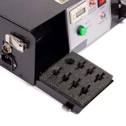 Пресс-клещи электрические КВТ ПКЭ-01 для опрессовки наконечников и разъемов матрицами МПК (87730) купить в Нягани