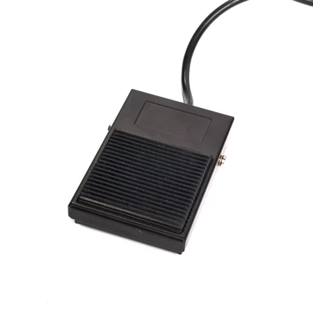 Пресс-клещи электрические КВТ ПКЭ-01 для опрессовки наконечников и разъемов матрицами МПК (87730) купить в Нягани