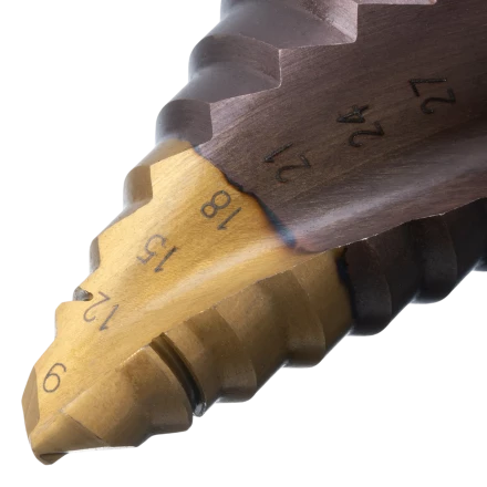 Сверло ступенчатое Denzel 723616, 4-6-8-10-12-14-16-18-20-22-24-26-28-30-32 мм, Р6М5К5, 6-гр. хвостовик купить в Нягани