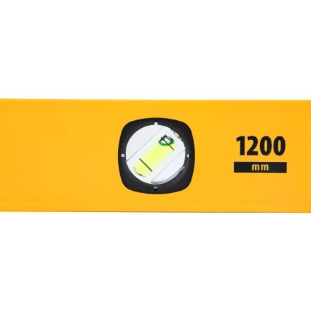 Уровень алюминиевый Denzel 33694, магнит, фрезерованный, 3 глазка (1 зеркал.), 0,5 мм/м, 1200 мм купить в Нягани