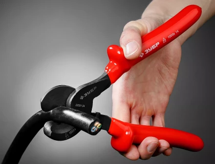 Кабелерез ЗУБР &quot;ЭКСПЕРТ&quot; &quot;ЭЛЕКТРИК&quot;, высоковольтный до ~1000В, кабель до 60 кв.мм 23331-24_z01 купить в Нягани