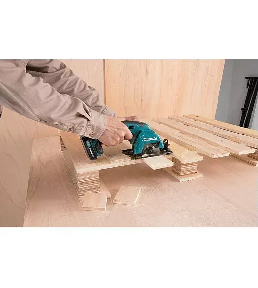 Пила дисковая аккумуляторная Makita HS301DWAE купить в Нягани