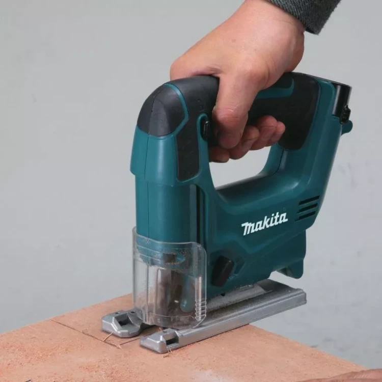 Лобзик Makita JV100DWE аккумуляторный купить в Нягани