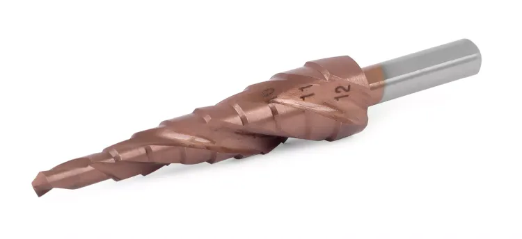Ступенчатое сверло MESSER HSS CO 4-12х9 с кобальтовым покрытием и тремя спиральными канавками. купить в Нягани