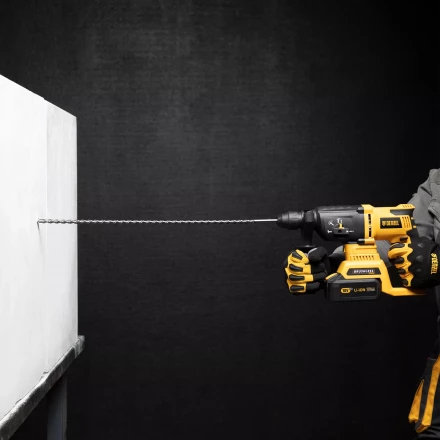 Бур по бетону Denzel, 10 x 600 мм, двойная спираль, три пылеотводящие кромки, 705022 купить в Нягани