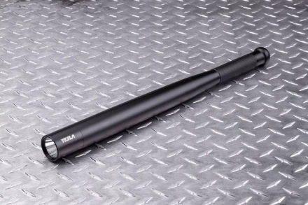 Фонарь-бита TESLA LB-40 33х400 мм купить в Нягани