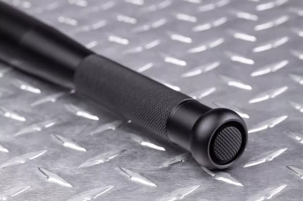 Фонарь-бита TESLA LB-40 33х400 мм купить в Нягани