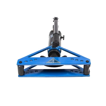 Трубогиб гидравлический горизонтальный, 6т, башмаки 1/2"-1", в металлическом кейсе STELS 18146 купить в Нягани