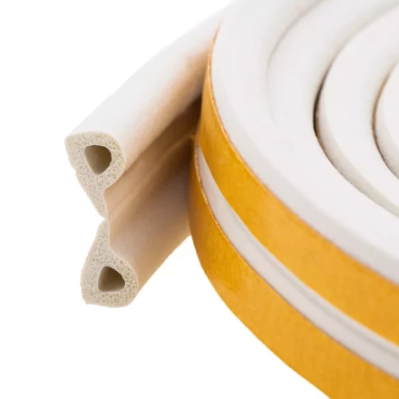 Уплотнитель резиновый, 6 м, профиль &quot;P&quot;, белый Сибртех 88913 купить в Нягани