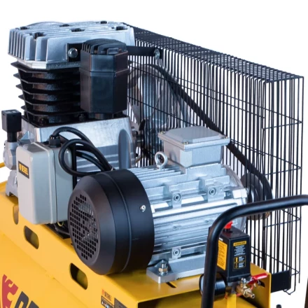 Компрессор воздушный, ременный привод BCI4000-T/200, 4.0 кВт, 200 литров, 690 л/мин Denzel 58124 купить в Нягани