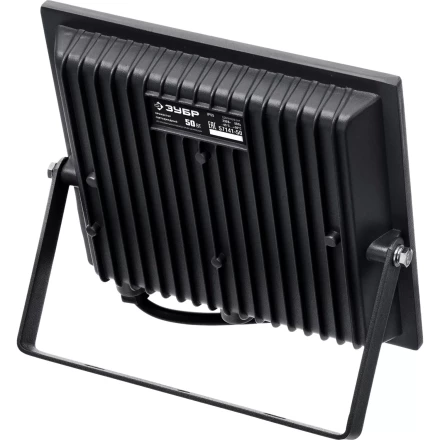 ЗУБР ПСК-50, 50 Вт, 6500 К, IP 65, светодиодный прожектор, Профессионал (57141-50) купить в Нягани