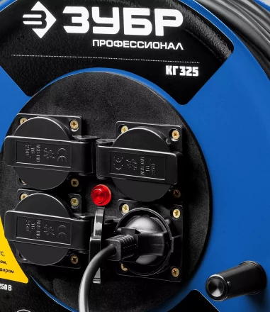 Удлинитель на катушке &quot;КГ 325&quot;, 50 м, 4000 Вт, 4 гнезда, IP44, КГ 3х2,5 кв мм, ЗУБР 55079-50 купить в Нягани