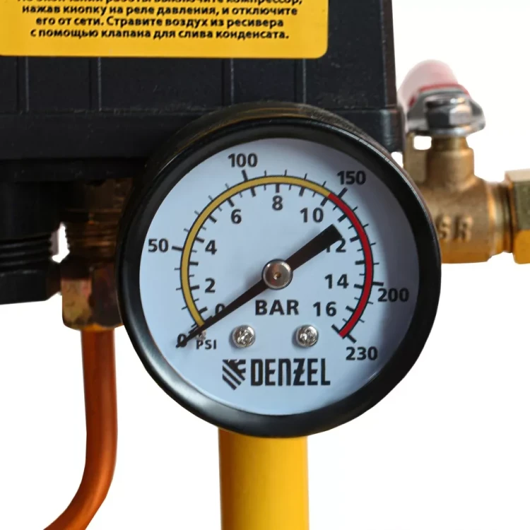Компрессор воздушный, ременный привод BCI4000-T/100, 4.0 кВт, 100 литров, 690 л/мин Denzel 58123 купить в Нягани