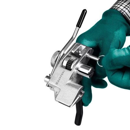 Инструмент для натяжения и резки стальной ленты BT-20 Transformer 22620 купить в Нягани